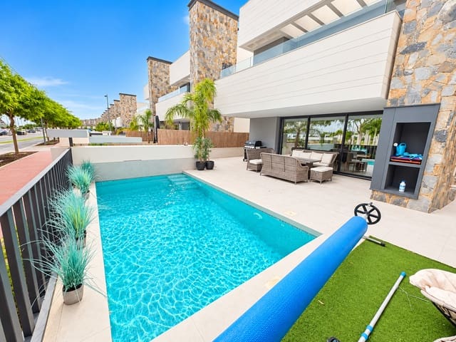 4 Zimmer Villa zu verkaufen in Torre-Pacheco mit Pool - 615.000 € (Ref: 10136601)