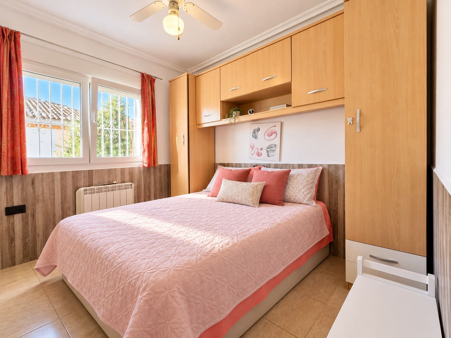4 quarto Moradia para venda em Gea y Truyols com piscina garagem - 249 950 € (Ref: 10145227)