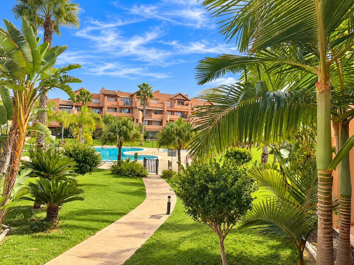 2 sovrum Lägenhet till salu i Mar Menor Golf Resort med pool garage - 239 995 € (Ref: 10145228)