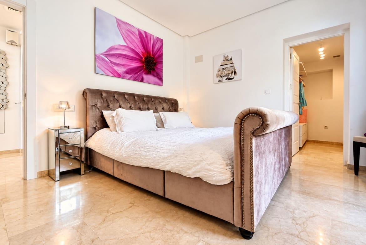 5 bedroom Villa for sale in El Valle Golf Resort with pool - € 949,500 (Ref: 10153110)
