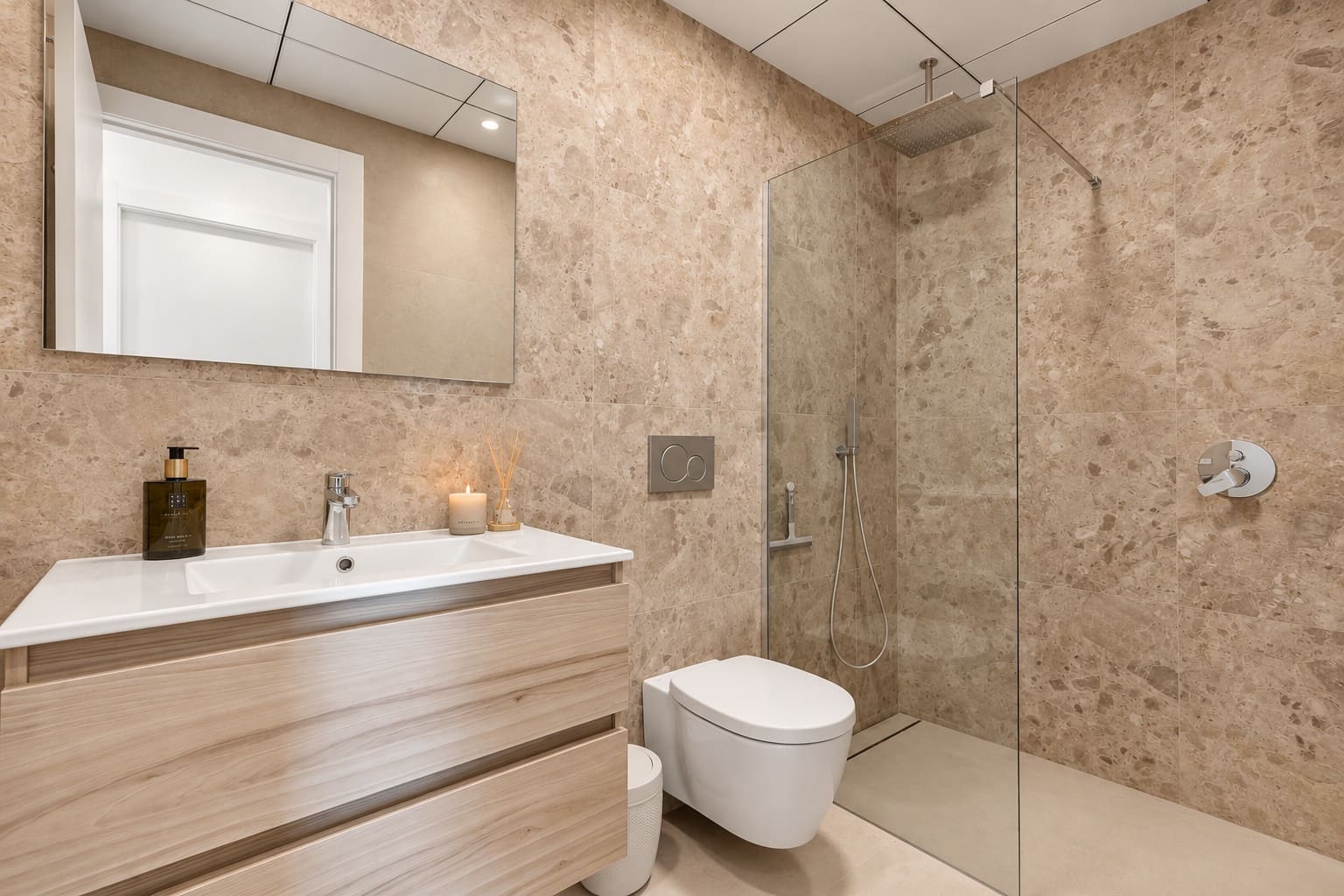 3 makuuhuone Huvila myytävänä paikassa Los Alcazares mukana uima-altaan - 539 000 € (Ref: 10160186)