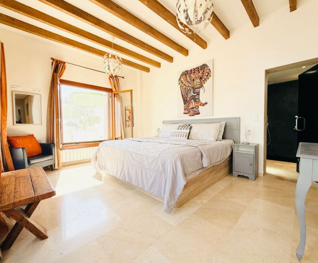 4 slaapkamer Villa te koop in El Valle Golf Resort met zwembad garage - € 925.000 (Ref: 10160327)