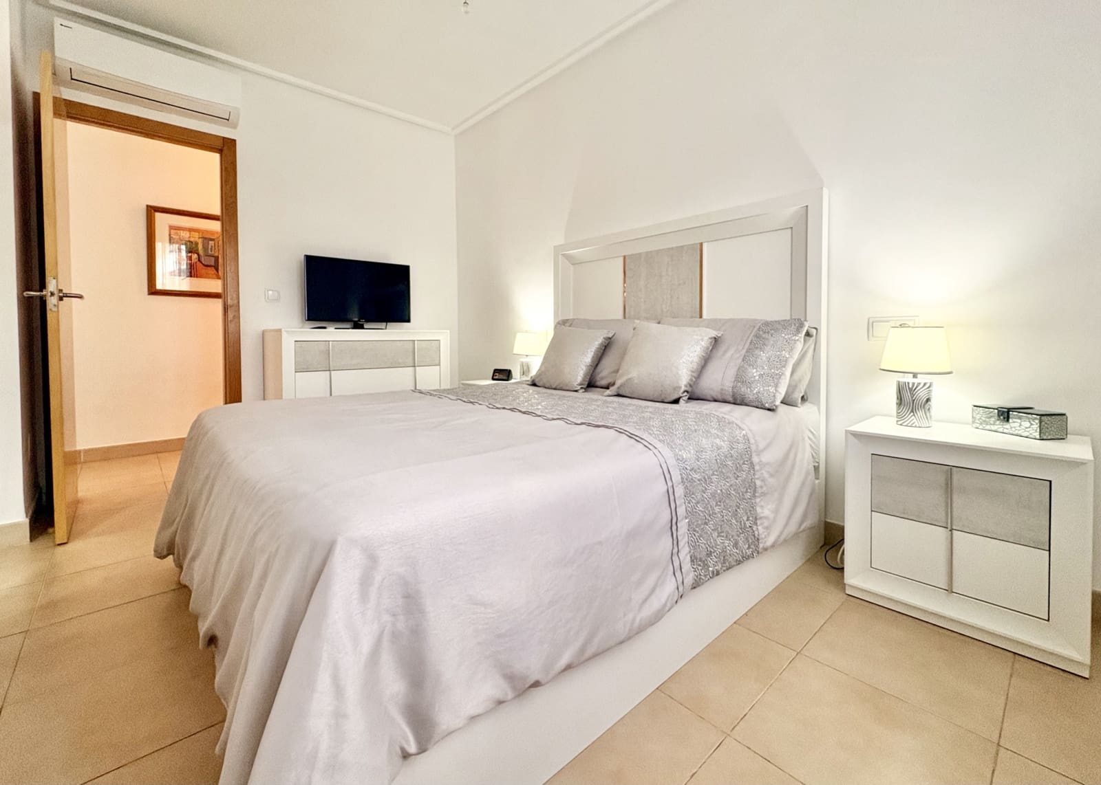 3 makuuhuone Huvila myytävänä paikassa Mar Menor Golf Resort mukana uima-altaan 
autotalli - 525 000 € (Ref: 10163559)
