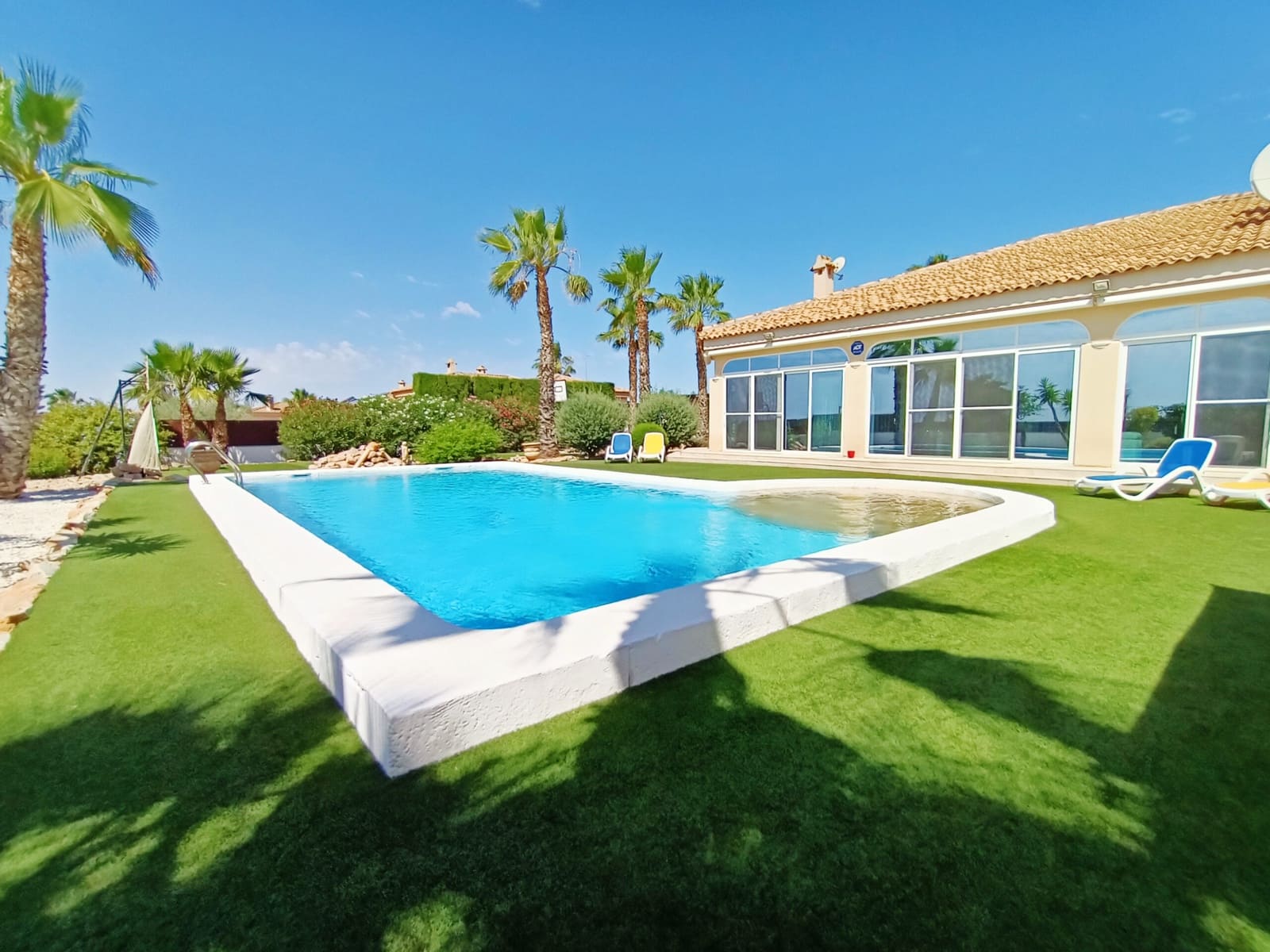 6 makuuhuone Huvila myytävänä paikassa Gea y Truyols - 569 950 € (Ref: 7785247)