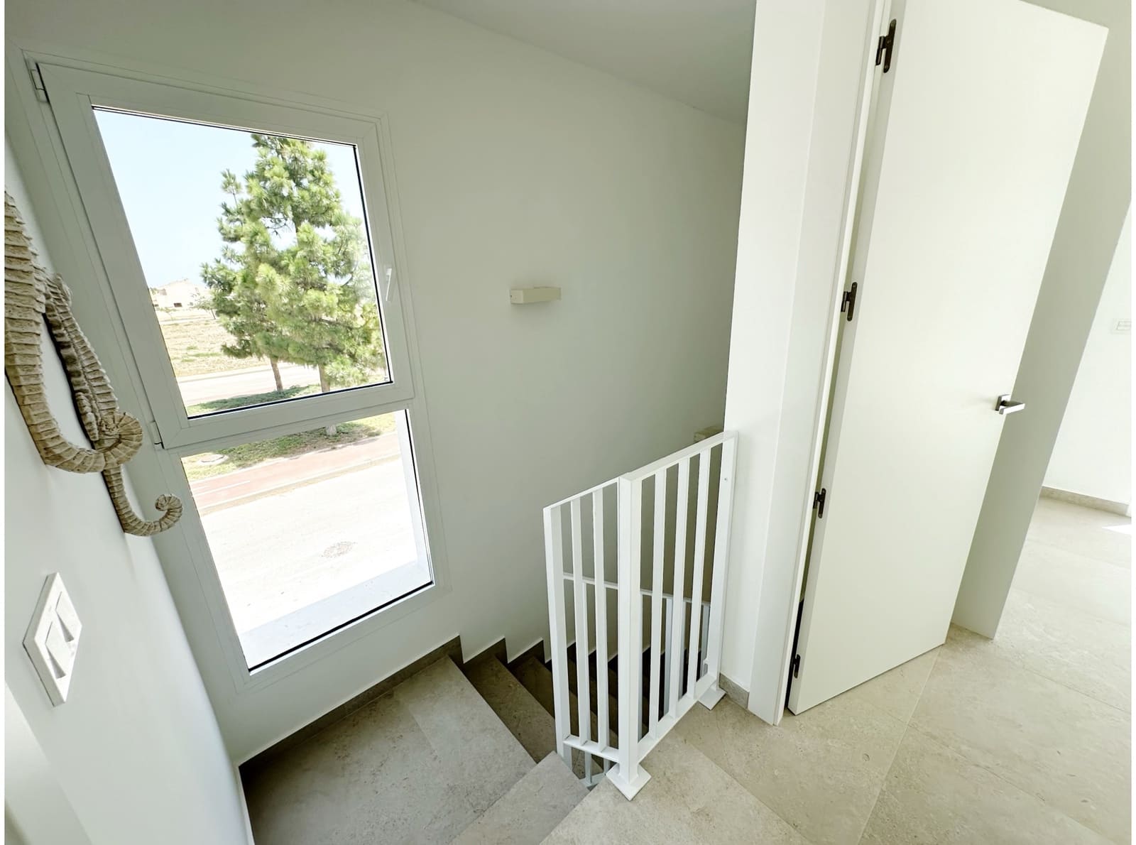 Chalet de 3 habitaciones en Los Alcázares en venta con piscina - 399.850 € (Ref: 8252451)