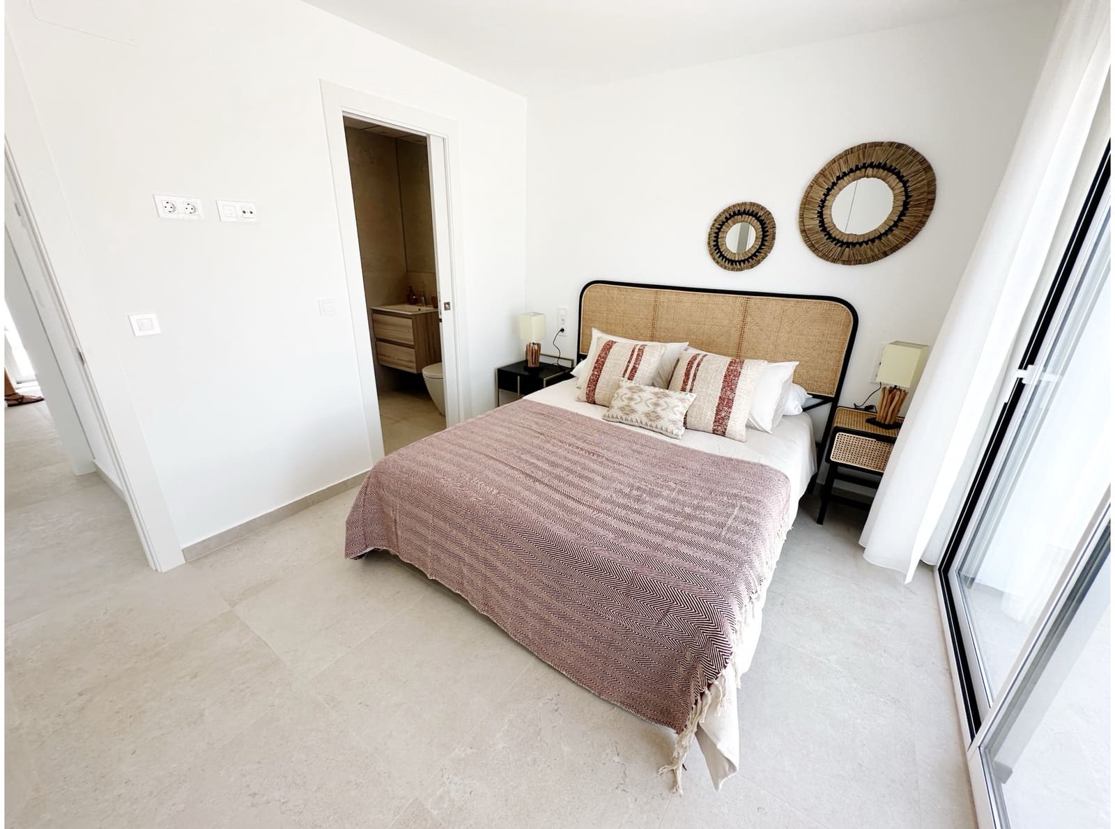 Chalet de 3 habitaciones en Los Alcázares en venta con piscina - 399.850 € (Ref: 8252451)