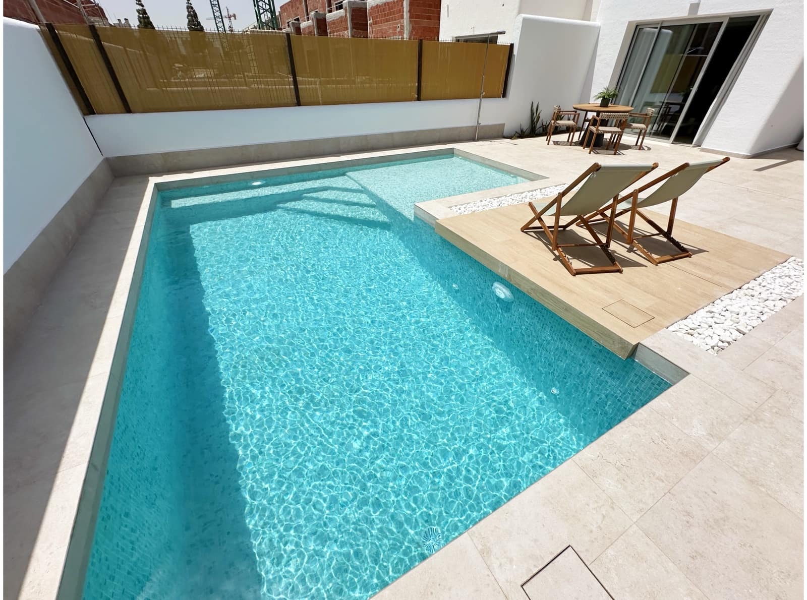 Chalet de 3 habitaciones en Los Alcázares en venta con piscina - 399.850 € (Ref: 8252451)