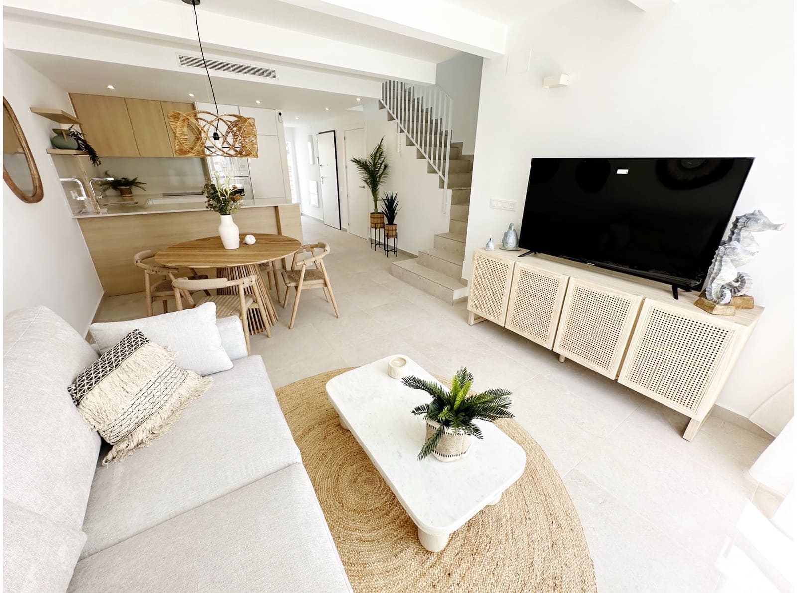 Chalet de 3 habitaciones en Los Alcázares en venta con piscina - 399.850 € (Ref: 8252451)