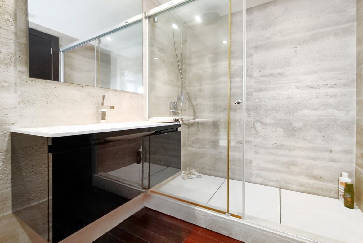 5 makuuhuone Huvila myytävänä paikassa Banos y Mendigo - 899 000 € (Ref: 8258008)