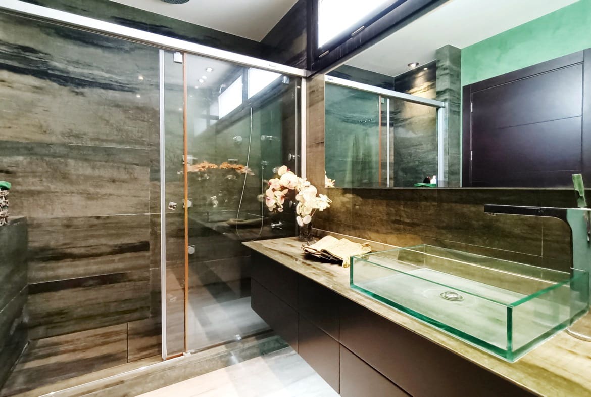 5 makuuhuone Huvila myytävänä paikassa Banos y Mendigo - 899 000 € (Ref: 8258008)