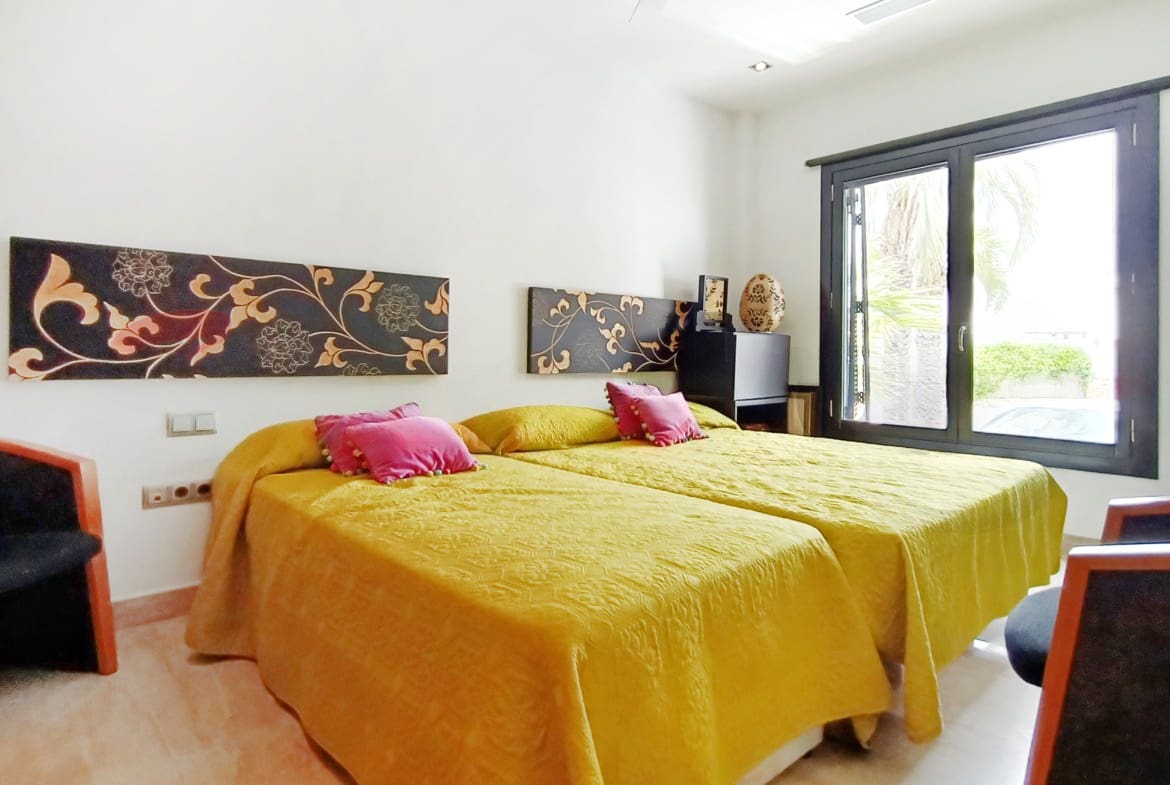 5 makuuhuone Huvila myytävänä paikassa Banos y Mendigo - 899 000 € (Ref: 8258008)