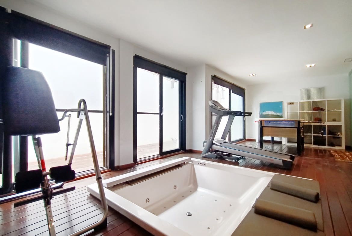 5 makuuhuone Huvila myytävänä paikassa Banos y Mendigo - 899 000 € (Ref: 8258008)