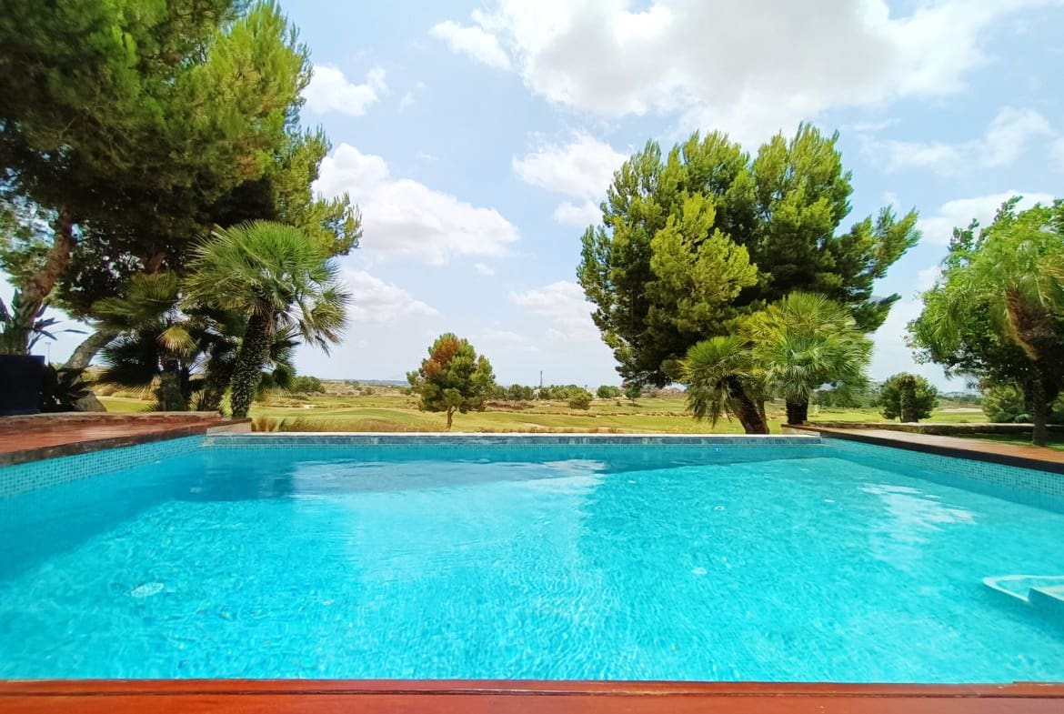 5 makuuhuone Huvila myytävänä paikassa Banos y Mendigo - 899 000 € (Ref: 8258008)