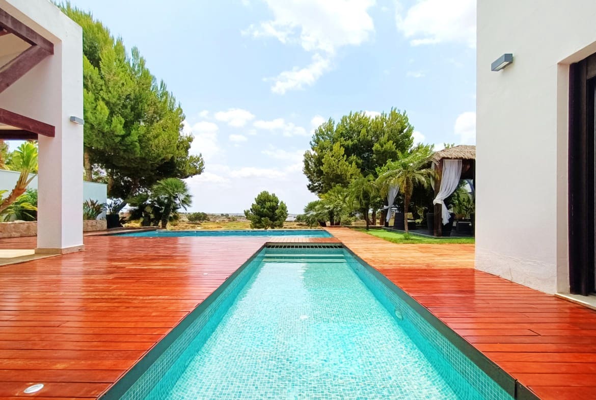 5 makuuhuone Huvila myytävänä paikassa Banos y Mendigo - 899 000 € (Ref: 8258008)