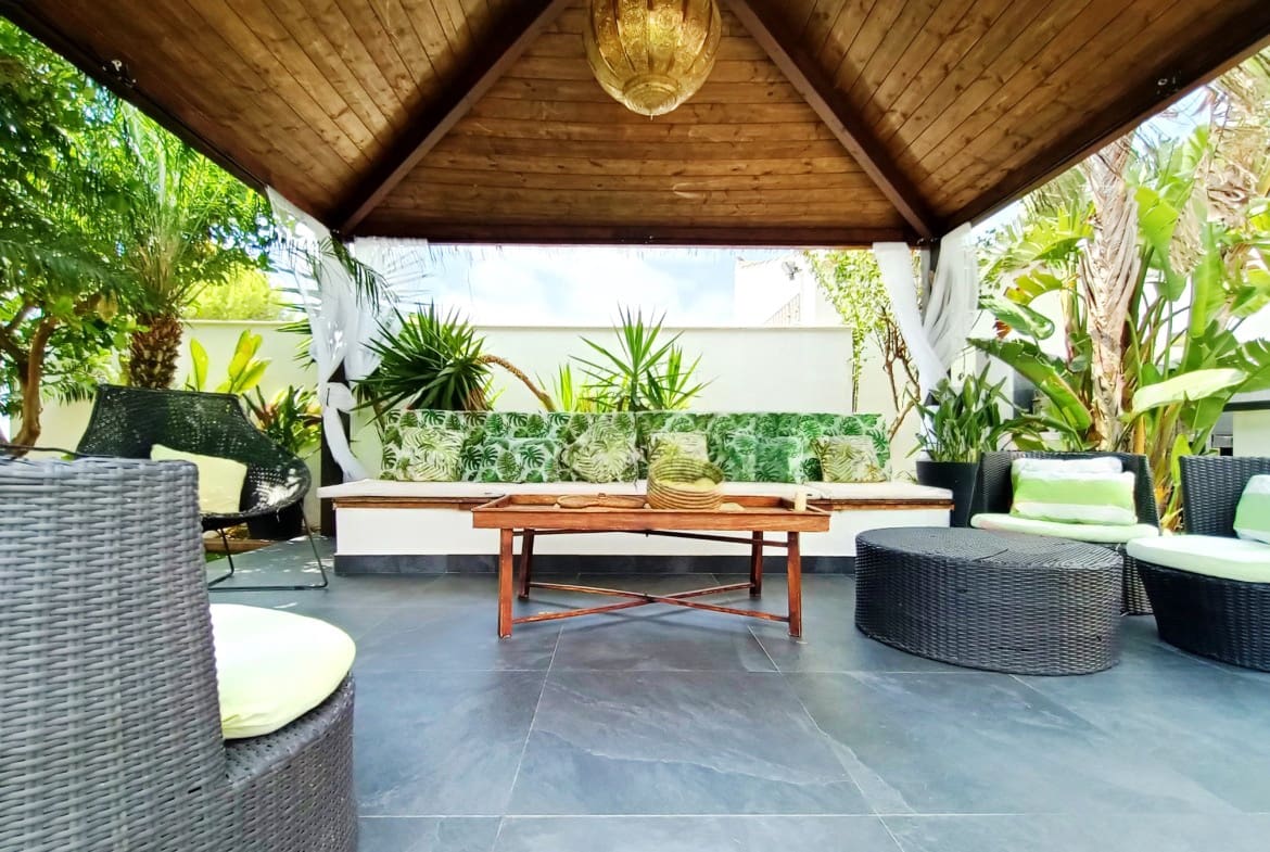 5 makuuhuone Huvila myytävänä paikassa Banos y Mendigo - 899 000 € (Ref: 8258008)