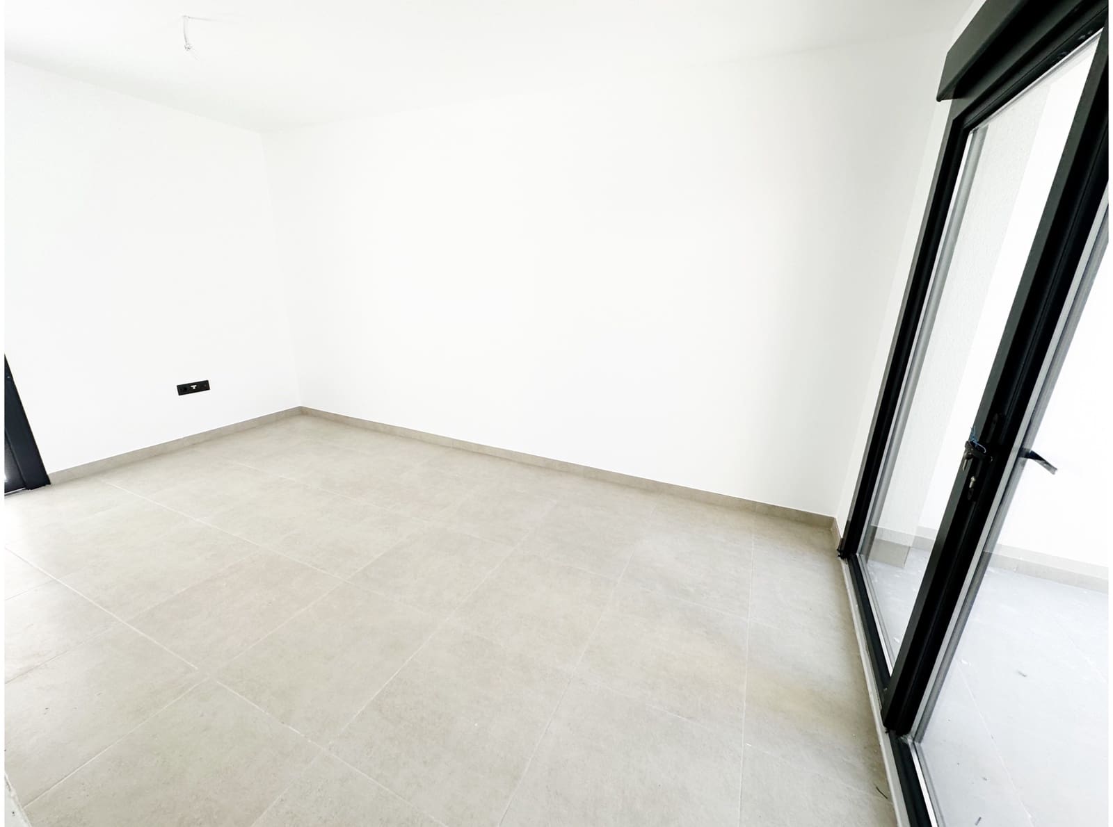 3 Zimmer Villa zu verkaufen in Los Alcazares mit Pool Garage - 419.850 € (Ref: 8340099)