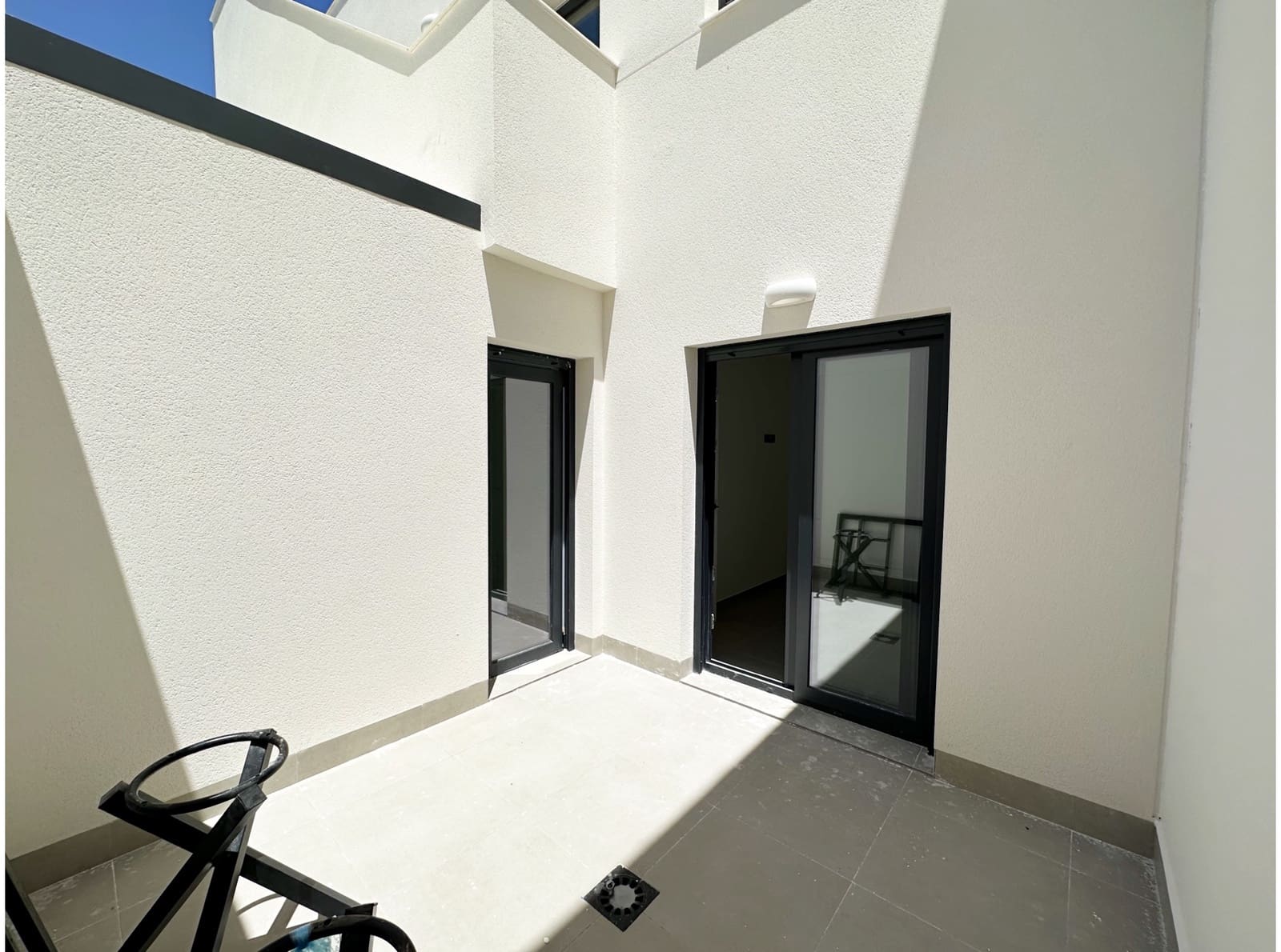 3 Zimmer Villa zu verkaufen in Los Alcazares mit Pool Garage - 419.850 € (Ref: 8340099)