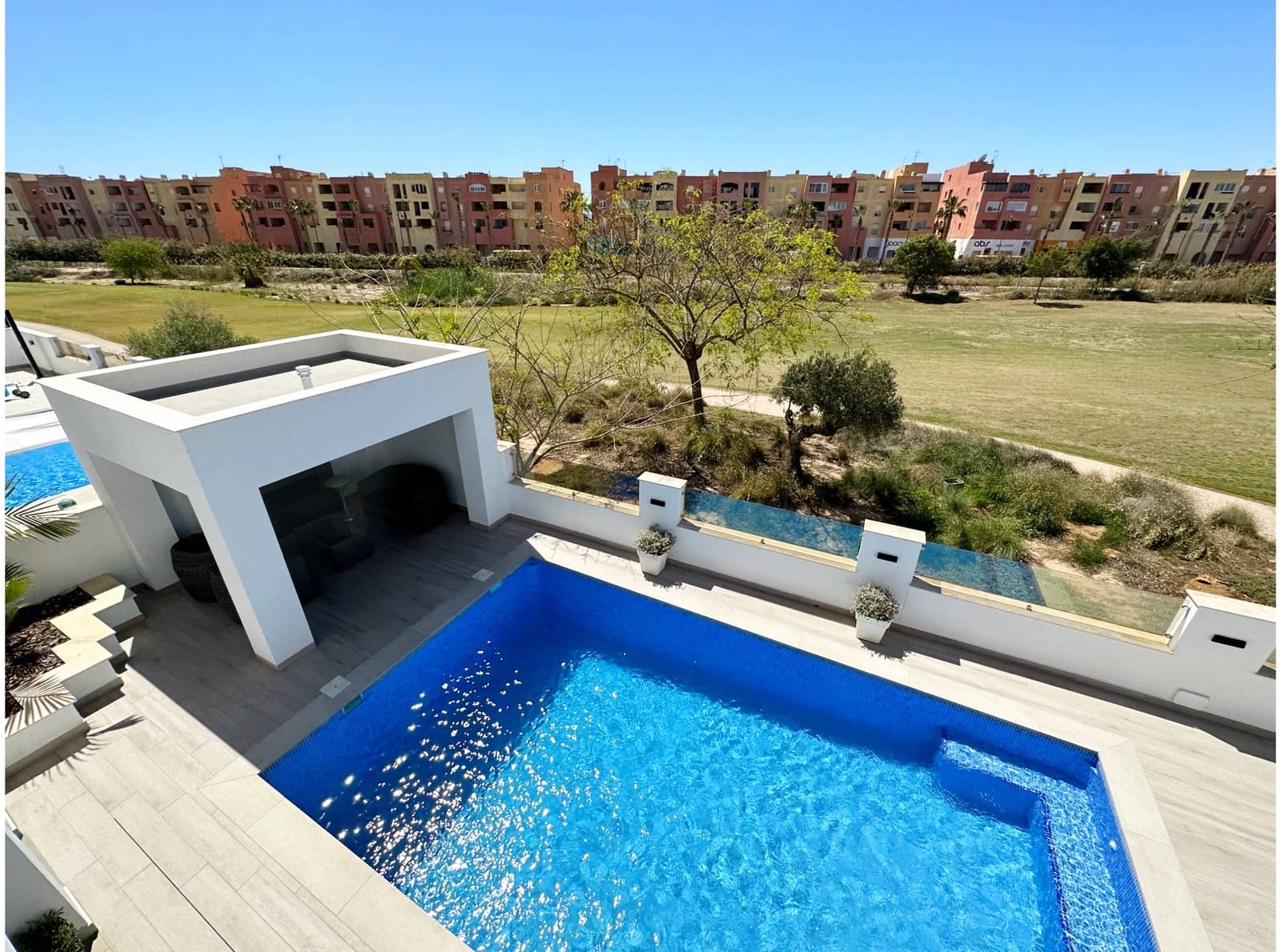 5 bedroom Villa for sale in Mar Menor Golf Resort - € 1,025,000 (Ref: 8352994)
