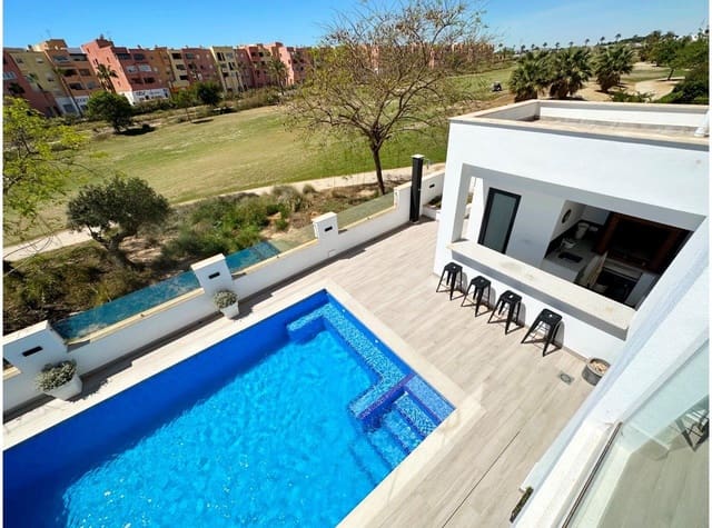 5 soveværelse Villa til salg i Mar Menor Golf Resort, Torre-Pacheco - € 1.025.000 (Ref: 8352994)