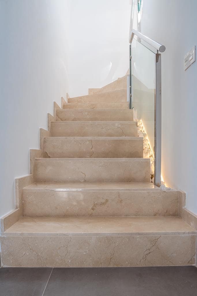 3 Zimmer Villa zu verkaufen in Los Alcazares mit Pool - 394.950 € (Ref: 8402346)