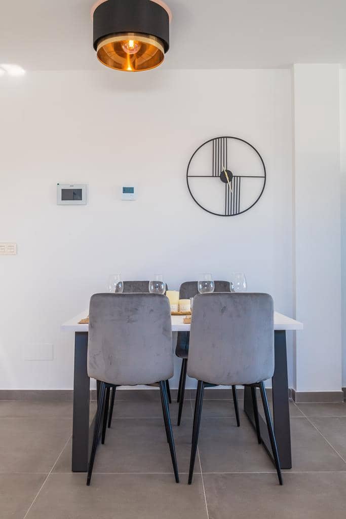 3 Zimmer Villa zu verkaufen in Los Alcazares mit Pool - 394.950 € (Ref: 8402346)