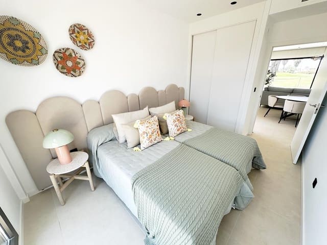 4 Zimmer Villa zu verkaufen in Los Alcázares - 684.950 € (Ref: 8429537)