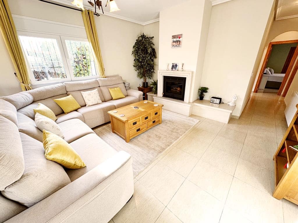 3 soverom Villa til salgs i Gea y Truyols - € 315 000 (Ref: 8594279)