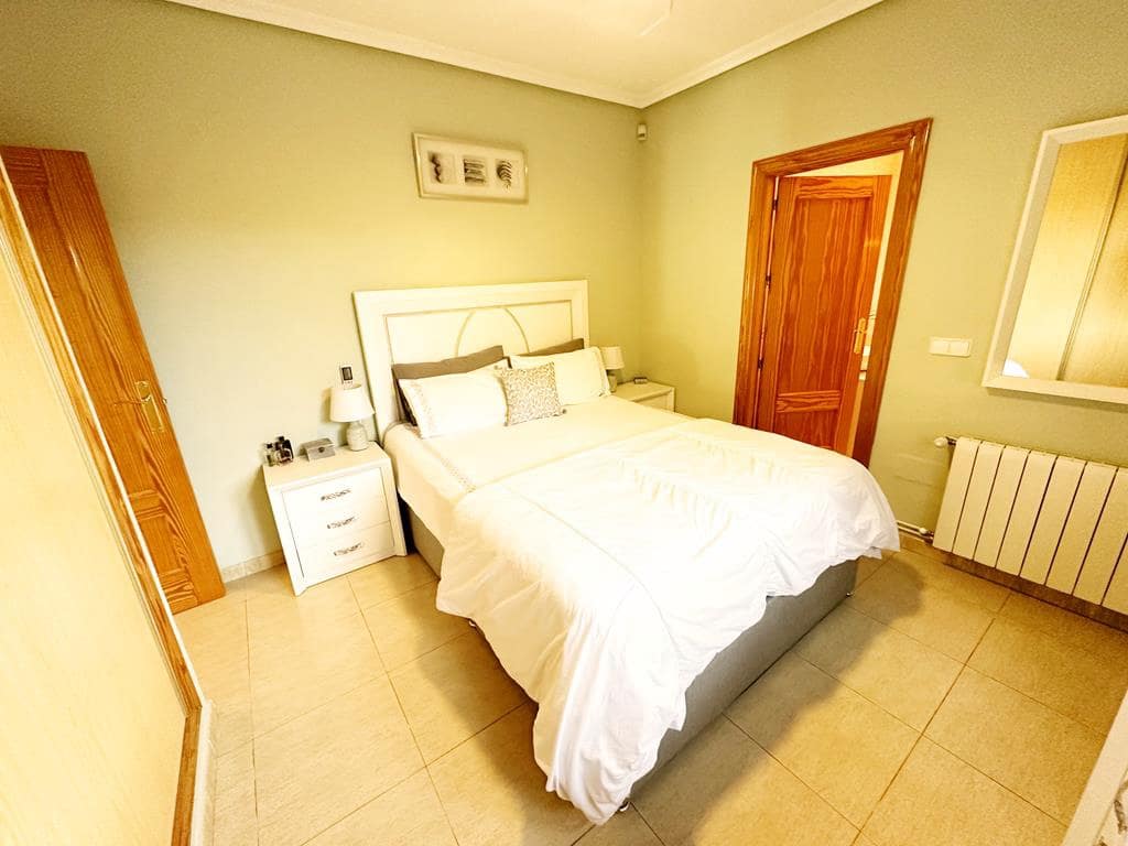 3 soverom Villa til salgs i Gea y Truyols - € 315 000 (Ref: 8594279)