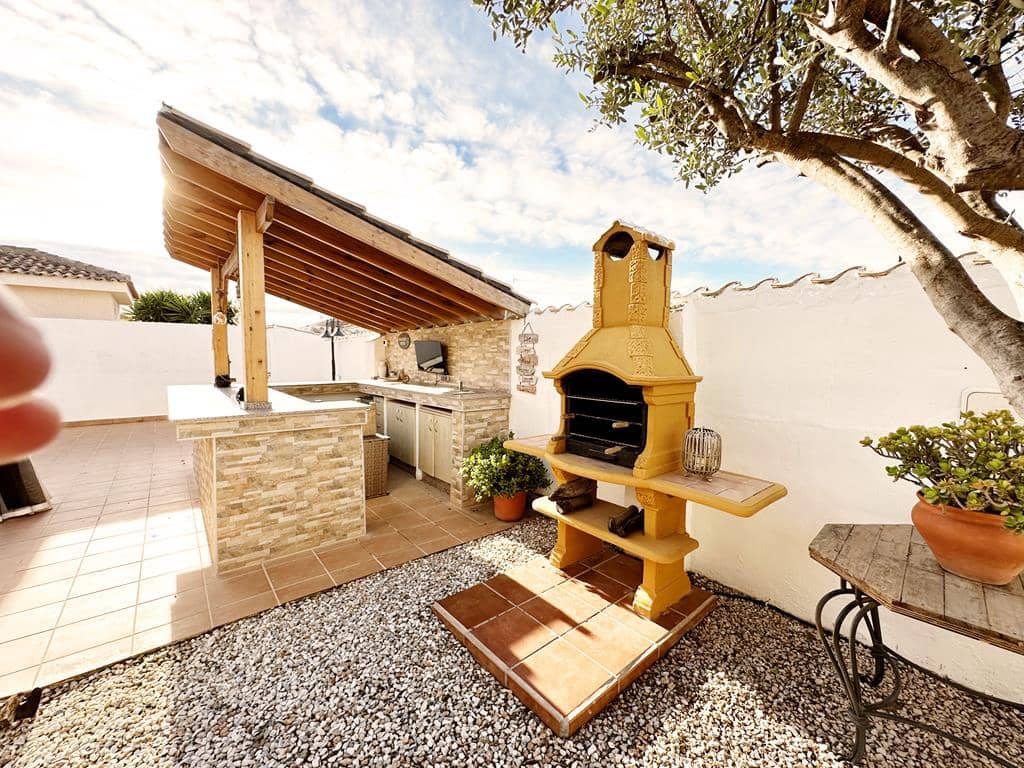 3 soverom Villa til salgs i Gea y Truyols - € 315 000 (Ref: 8594279)