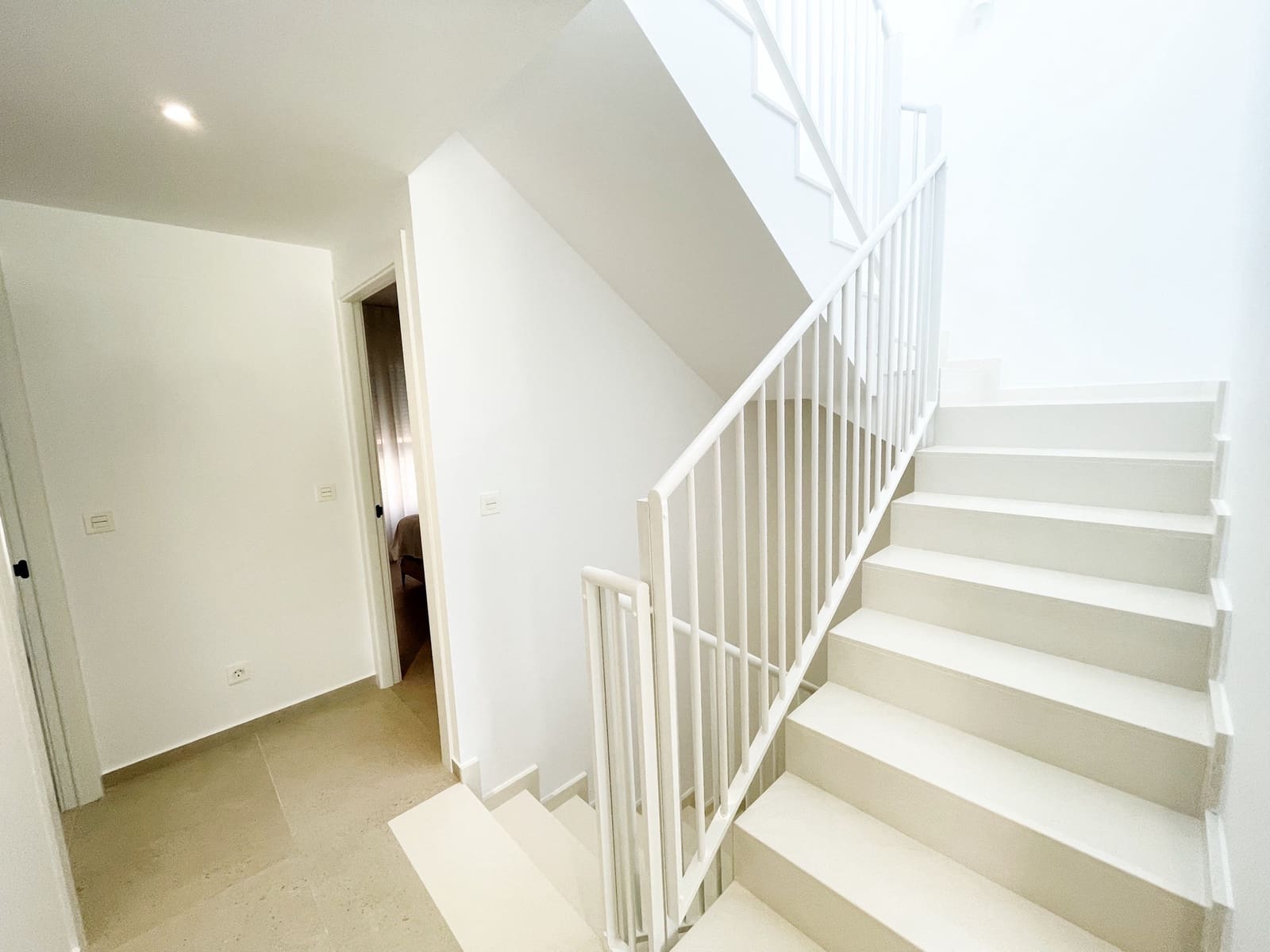 Chalet de 3 habitaciones en Los Alcázares en venta - 466.950 € (Ref: 8756683)