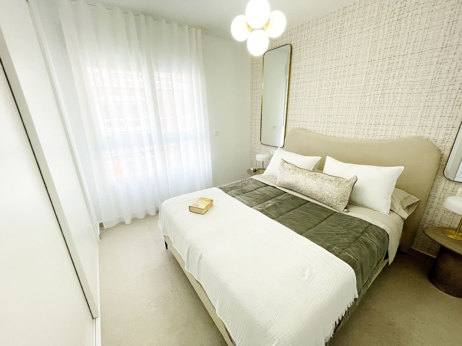 Chalet de 3 habitaciones en Los Alcázares en venta - 466.950 € (Ref: 8756683)