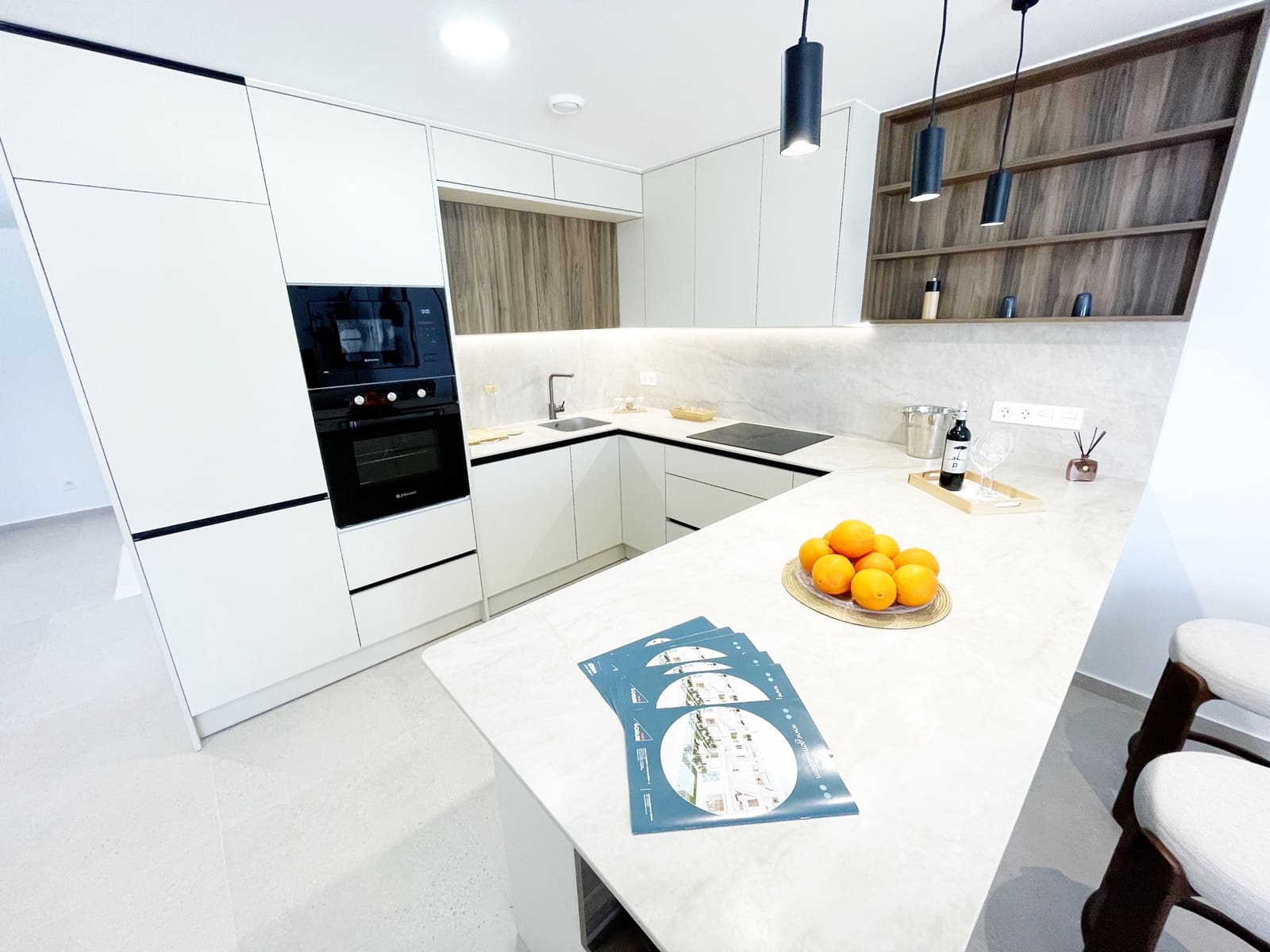 Chalet de 3 habitaciones en Los Alcázares en venta - 466.950 € (Ref: 8756683)