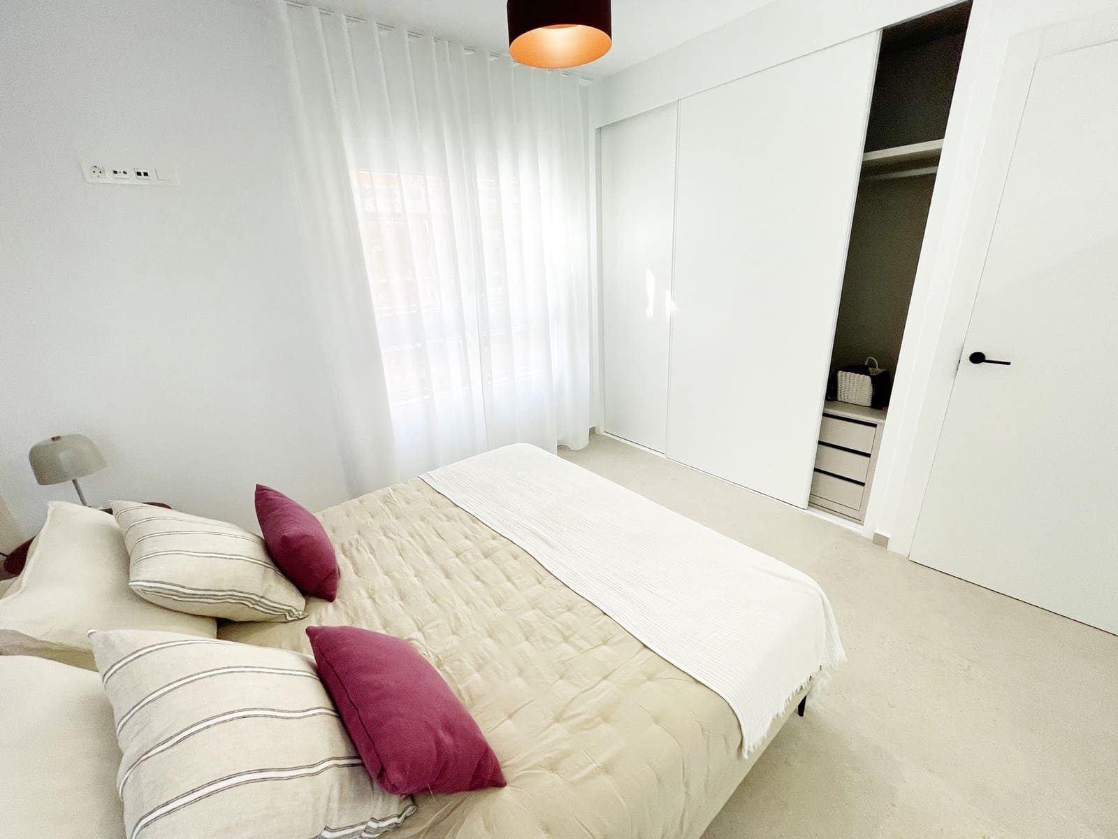 Chalet de 3 habitaciones en Los Alcázares en venta - 466.950 € (Ref: 8756683)