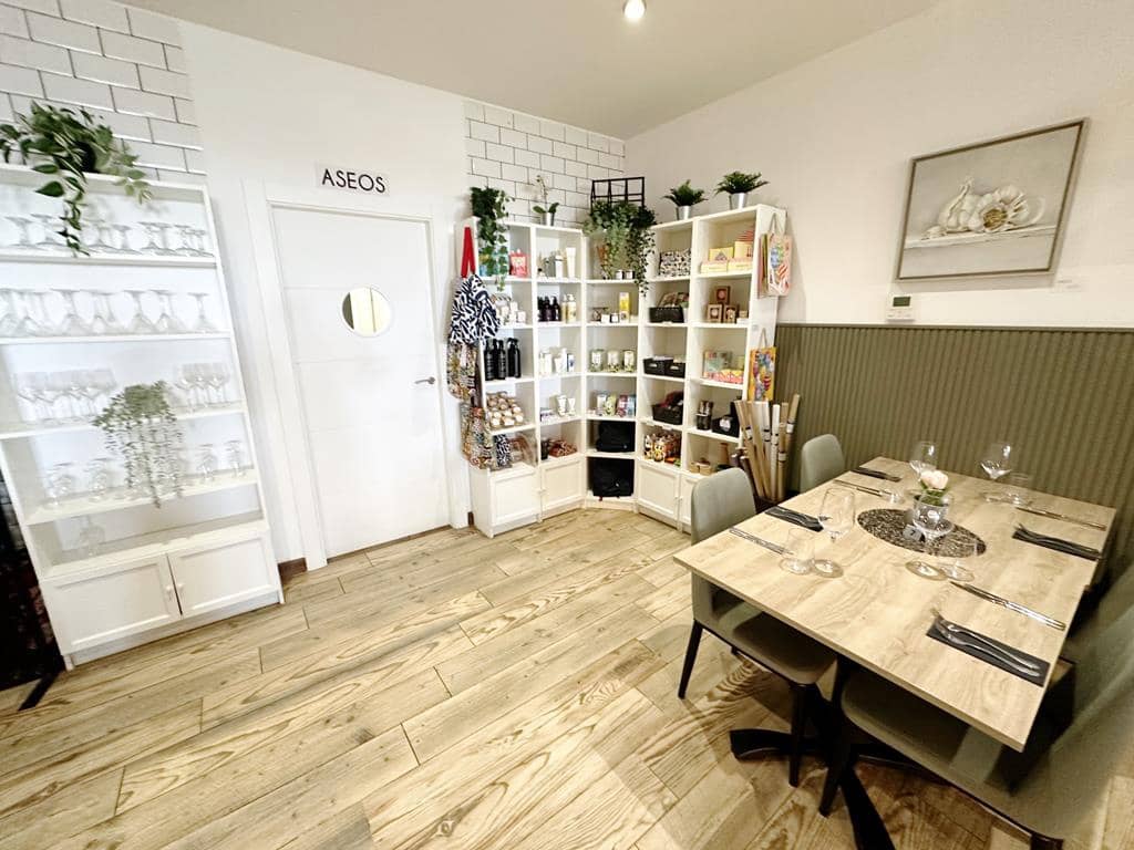 Kommersiell til salgs i Torre-Pacheco - € 60 000 (Ref: 9030512)