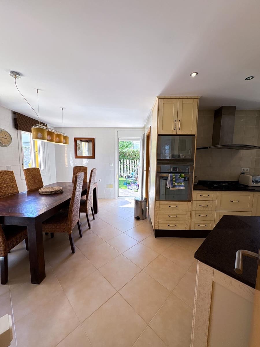 4 soverom Villa til salgs i Mar Menor Golf Resort med svømmebasseng garasje - € 650 000 (Ref: 9084246)