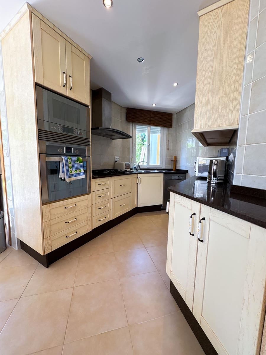 4 soverom Villa til salgs i Mar Menor Golf Resort med svømmebasseng garasje - € 650 000 (Ref: 9084246)