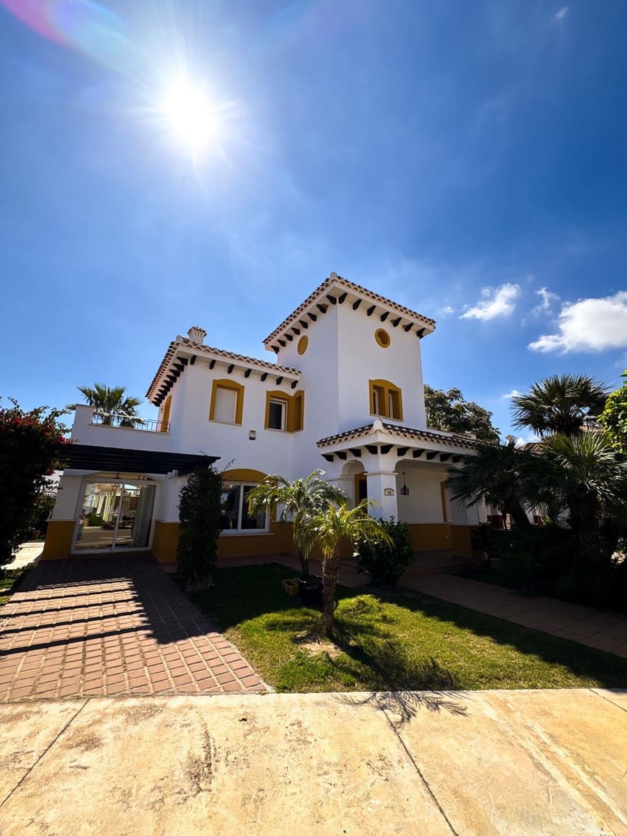 4 soverom Villa til salgs i Mar Menor Golf Resort med svømmebasseng garasje - € 650 000 (Ref: 9084246)