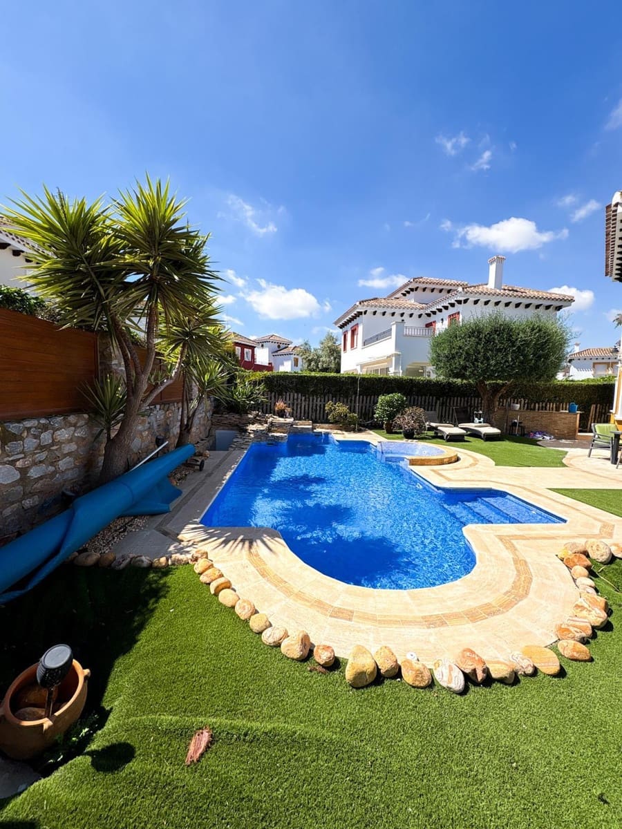 4 soverom Villa til salgs i Mar Menor Golf Resort med svømmebasseng garasje - € 650 000 (Ref: 9084246)