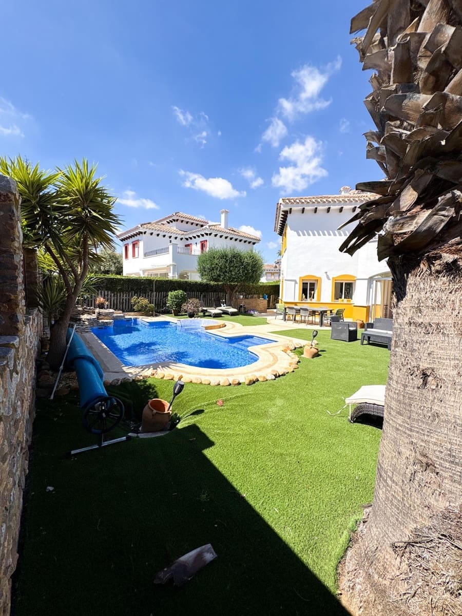 4 soverom Villa til salgs i Mar Menor Golf Resort med svømmebasseng garasje - € 650 000 (Ref: 9084246)