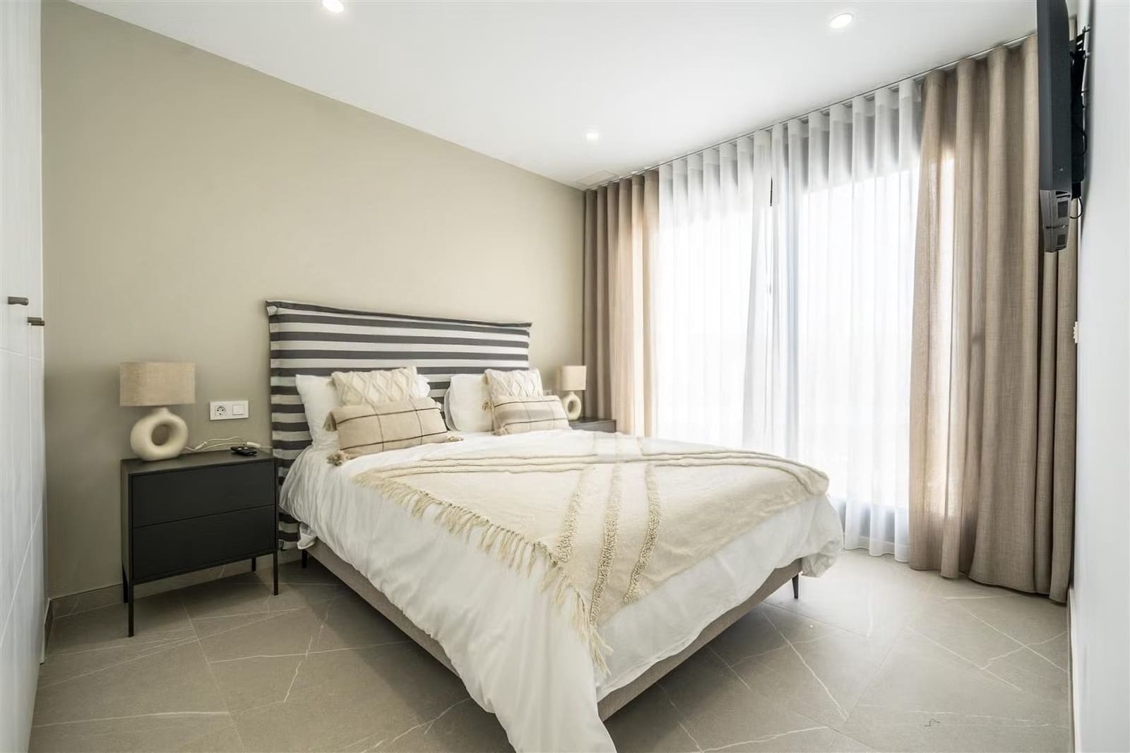 4 bedroom Villa for sale in Torre-Pacheco - € 950,000 (Ref: 9111316)