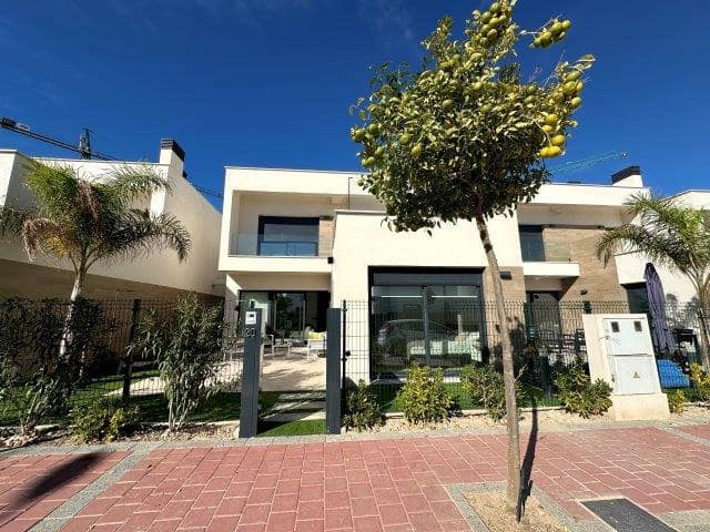 3 slaapkamer Villa te koop in Los Alcazares - € 460.000 (Ref: 9341750)