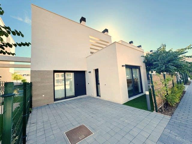 3 slaapkamer Villa te koop in Los Alcazares - € 460.000 (Ref: 9341750)