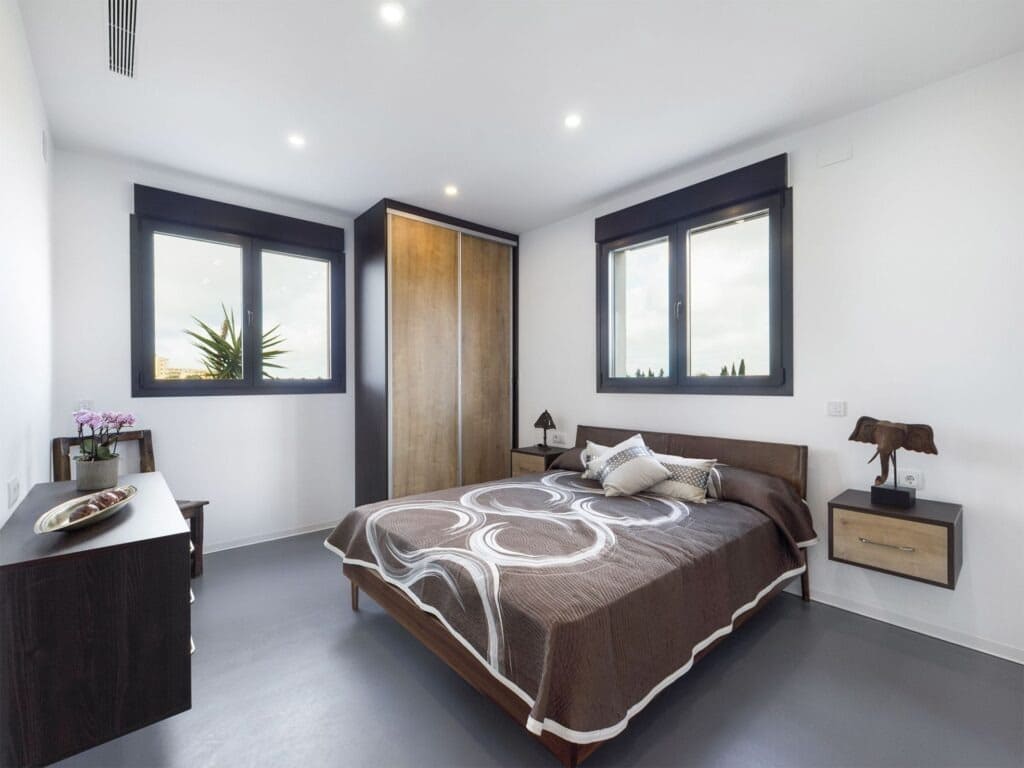 3 bedroom Villa for sale in Los Alcazares - € 750,000 (Ref: 9352189)