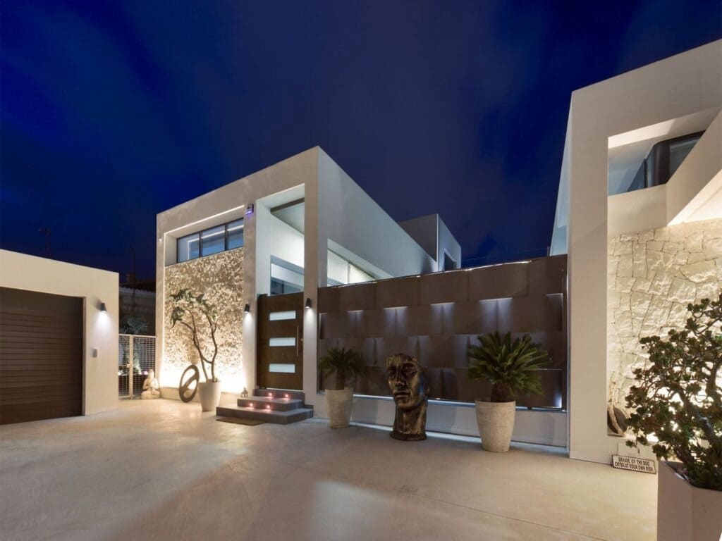 3 bedroom Villa for sale in Los Alcazares - € 750,000 (Ref: 9352189)