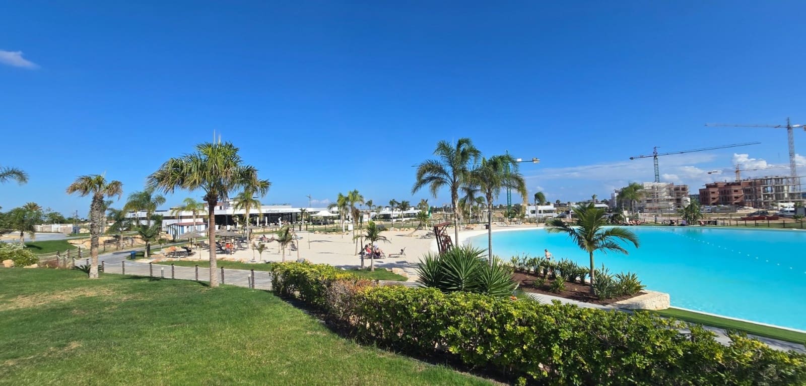 Apartamento de 2 habitaciones en Los Alcázares en venta - 299.950 € (Ref: 9354256)