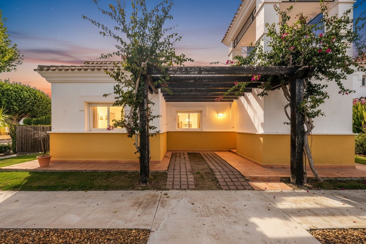 3 bedroom Villa for sale in Roldan - € 325,000 (Ref: 9372386)