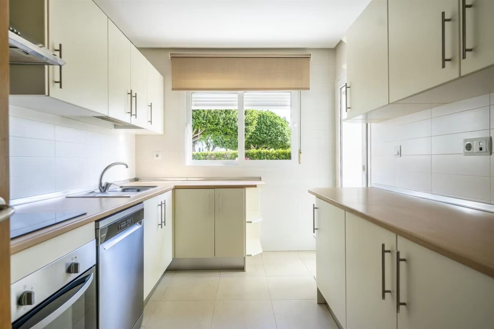 3 bedroom Villa for sale in Roldan - € 325,000 (Ref: 9372386)