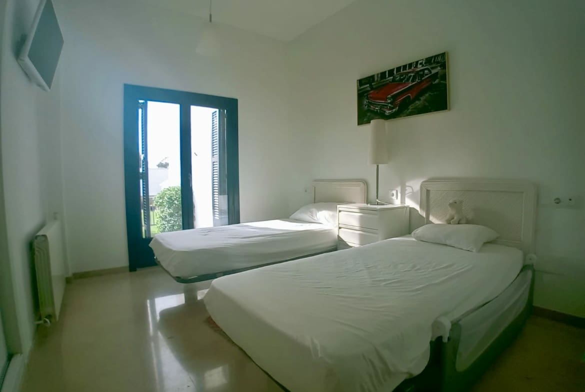 4 makuuhuone Huvila myytävänä paikassa Banos y Mendigo - 595 000 € (Ref: 9413010)