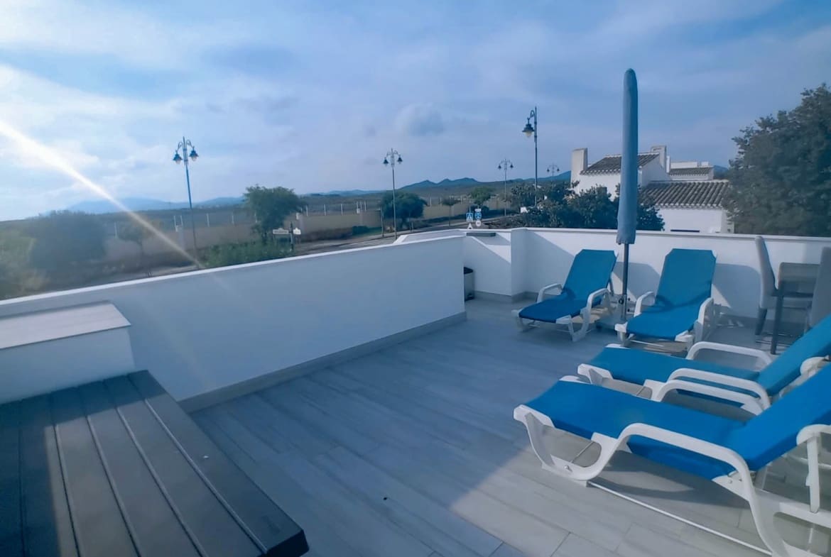 4 makuuhuone Huvila myytävänä paikassa Banos y Mendigo - 595 000 € (Ref: 9413010)