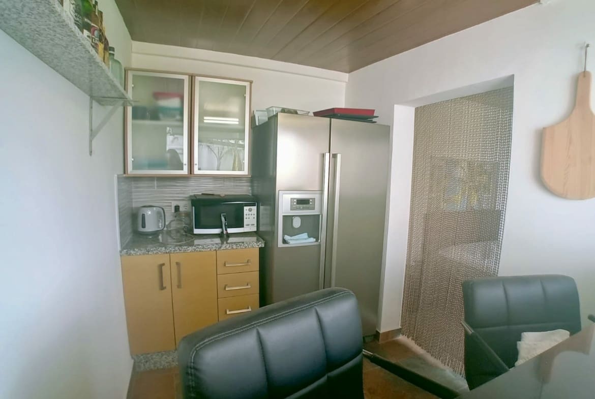 4 makuuhuone Huvila myytävänä paikassa Banos y Mendigo - 595 000 € (Ref: 9413010)